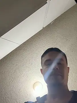 Snapshot of RaySullivan chatting on November 9, 5:17 pm RaySullivan online show from November 9, 5:17 pm