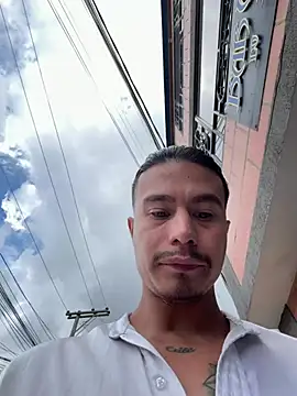 Snapshot of RaySullivan chatting on January 11, 4:25 pm RaySullivan online show from January 11, 4:25 pm