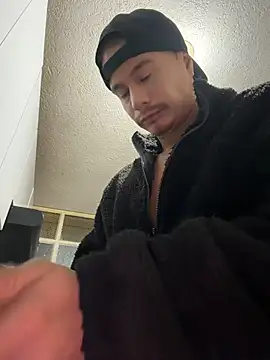 RaySullivan online show from April 14, 5:29 pm