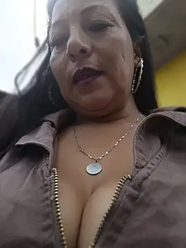 misshot 02 online show from March 30, 7:04 pm