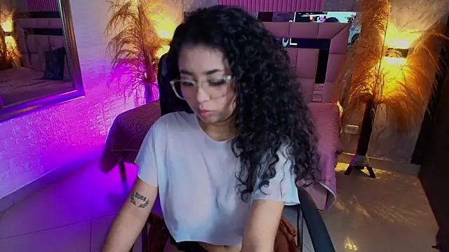 griselle rousse online show from February 25, 12:11 am