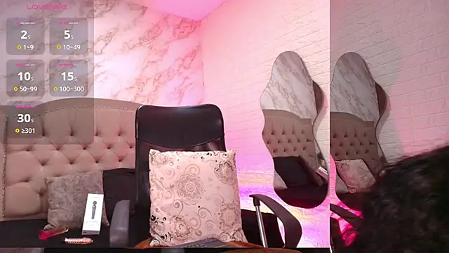 griselle rousse online show from March 7, 11:38 am