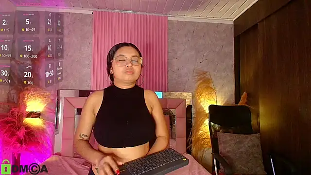 Snapshot of griselle_rousse chatting on July 14, 7:31 pm griselle rousse online show from July 14, 7:31 pm