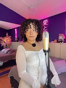  sarahRose online show from March 25, 4:01 am