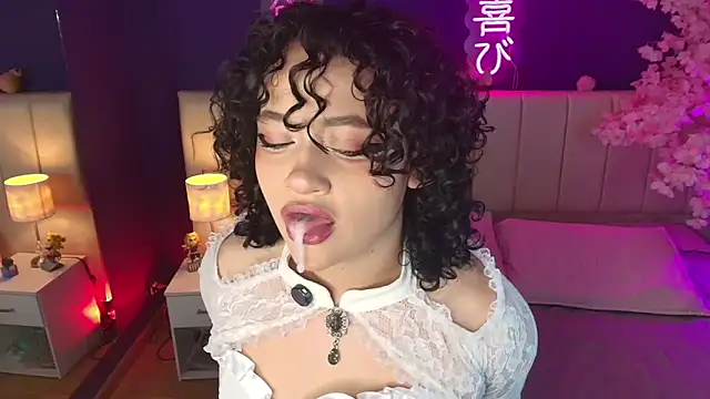  sarahRose online show from April 24, 3:41 am