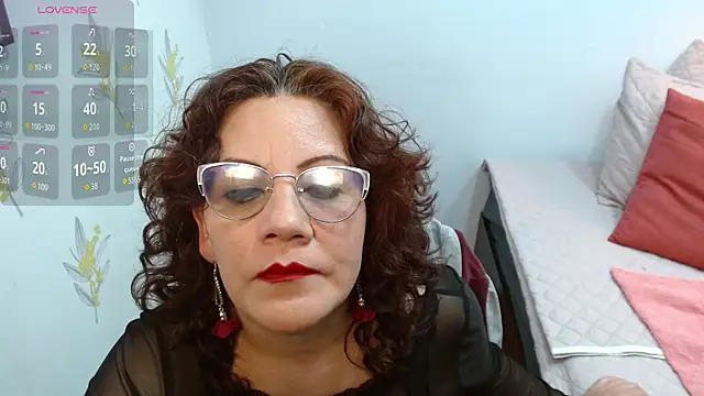 Rosalie Durand online show from February 12, 7:24 pm