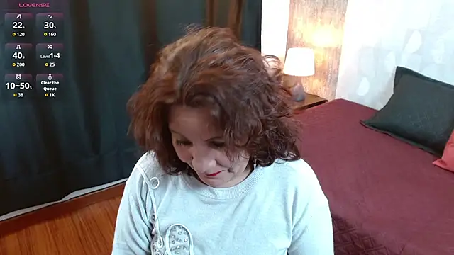 Snapshot of Rosalie_Durand chatting on May 21, 6:38 pm Rosalie Durand online show from May 21, 6:38 pm