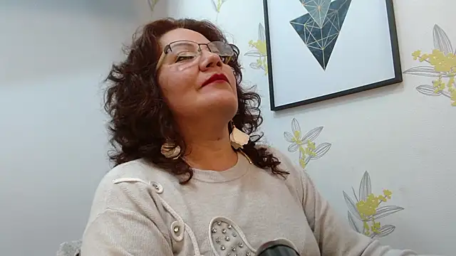 Rosalie Durand online show from February 23, 8:09 pm