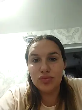 Laryssa2005 online show from November 5, 12:30 pm