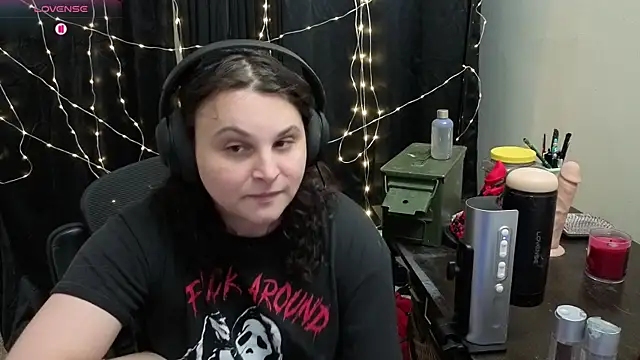 Salacious Sage online show from April 12, 8:34 pm