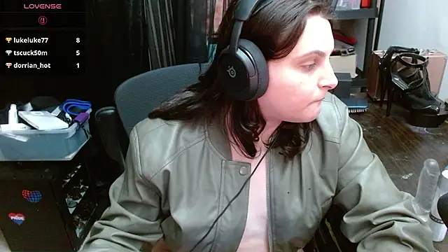 Snapshot of Salacious_Sage chatting on February 28, 2:55 am Salacious Sage online show from February 28, 2:55 am