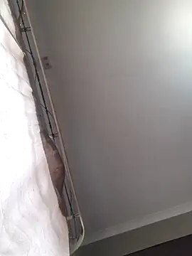 Snapshot of Qeenbrie chatting on November 18, 10:18 am Qeenbrie online show from November 18, 10:18 am