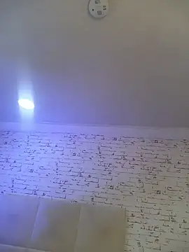 April Kay online show from November 30, 3:40 am