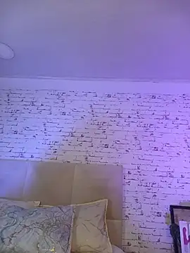 April Kay online show from November 29, 3:39 am