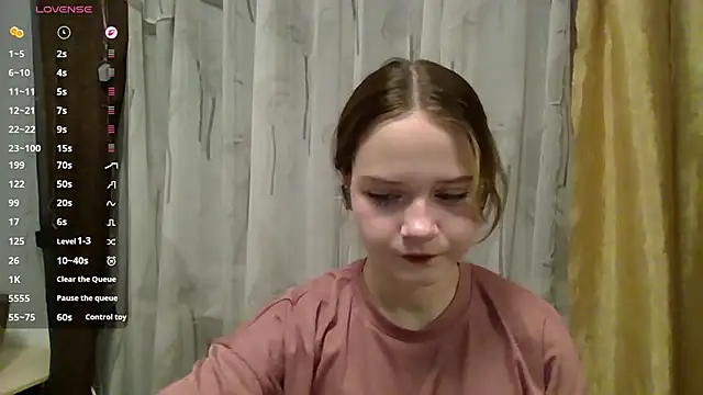 Snapshot of AlissaGerardo chatting on December 2, 2:19 pm AlissaGerardo online show from December 2, 2:19 pm