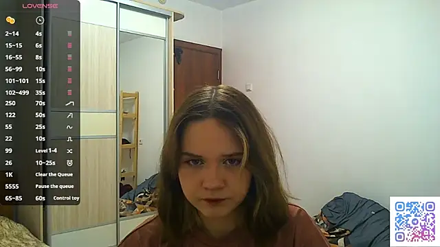 Snapshot of AlissaGerardo chatting on December 18, 2:10 pm AlissaGerardo online show from December 18, 2:10 pm