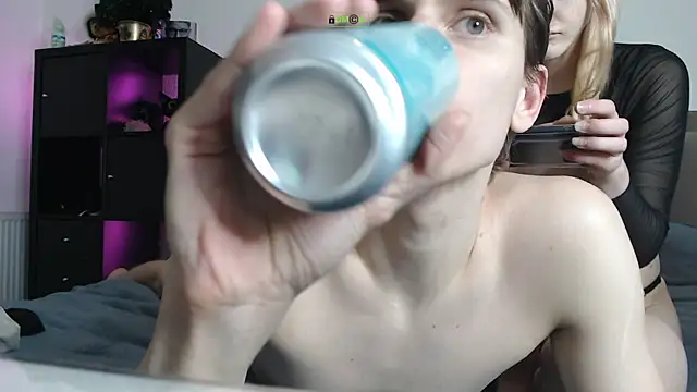 cute couple69 online show from December 17, 1:49 pm