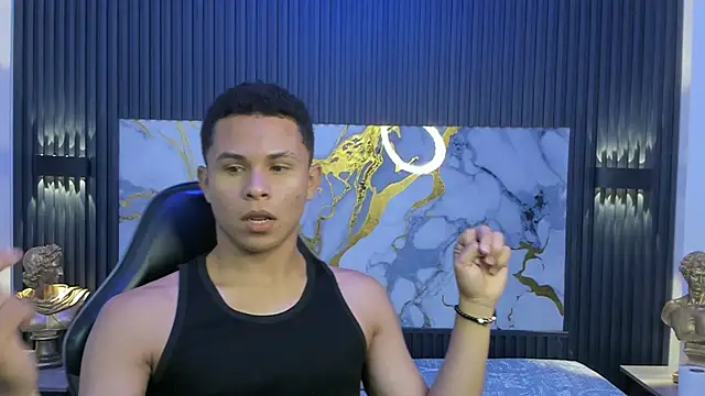 Liams18 online show from April 10, 3:35 am