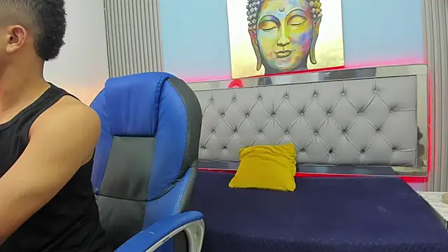 Liams18 online show from November 6, 2:26 am