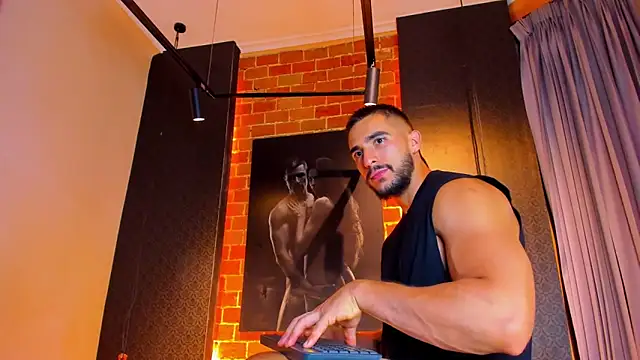 Scottfishcer1 online show from December 5, 7:12 pm