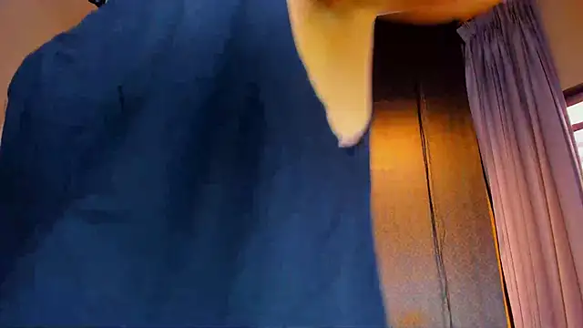 Scottfishcer1 online show from December 3, 7:24 pm