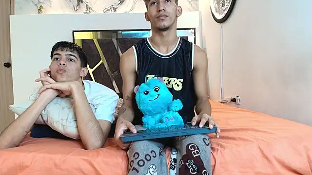 Snapshot of IMPERIO_ROMANO chatting on November 17, 7:18 pm IMPERIO ROMANO online show from November 17, 7:18 pm