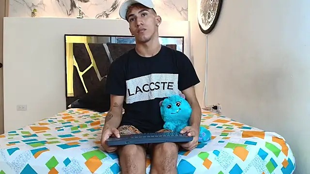 Snapshot of IMPERIO_ROMANO chatting on November 19, 7:14 pm IMPERIO ROMANO online show from November 19, 7:14 pm