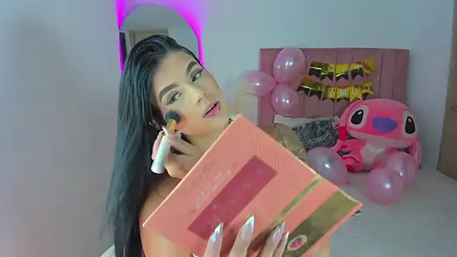 Janettcruz online show from November 26, 11:38 pm