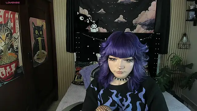 ravencollen online show from March 31, 8:33 pm