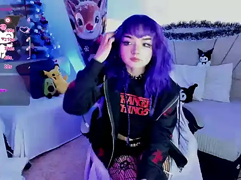 ravencollen online show from December 21, 9:04 pm