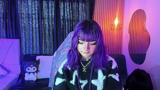 ravencollen online show from February 11, 5:35 pm