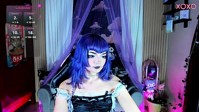 Snapshot of ravencollen chatting on July 18, 10:29 pm ravencollen online show from July 18, 10:29 pm