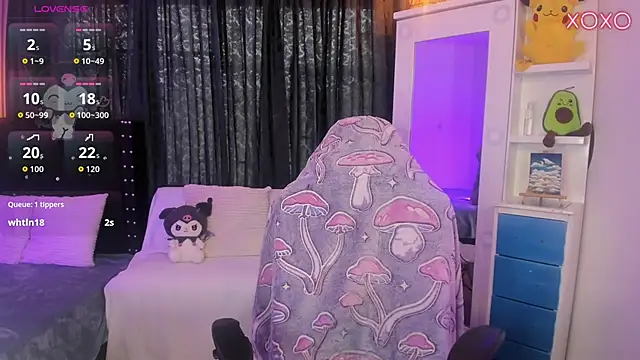 ravencollen online show from February 16, 5:33 pm