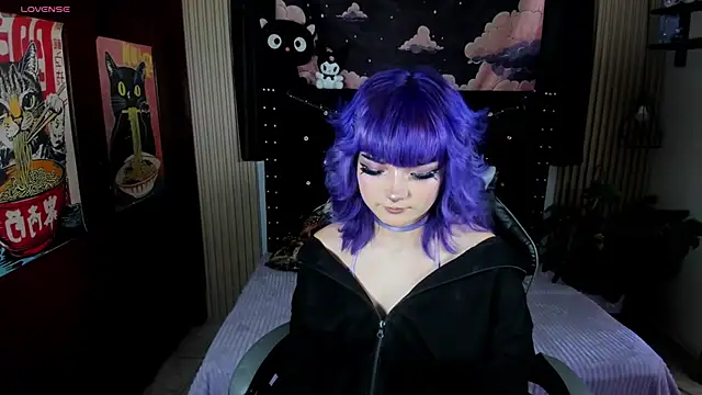 ravencollen online show from April 7, 9:16 pm