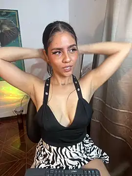 alisaa jhons1 online show from April 2, 3:35 am