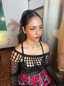 alisaa jhons1 online show from March 31, 11:29 pm