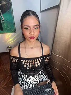 alisaa jhons1 online show from March 30, 2:35 am