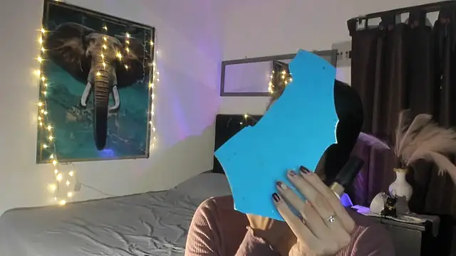 alisaa jhons1 online show from January 6, 11:09 pm