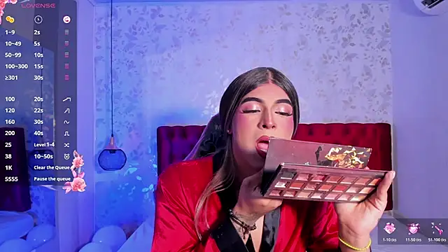 camii raux online show from February 16, 8:40 pm