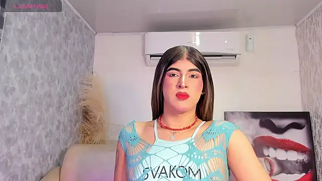 camii raux online show from February 6, 8:49 pm