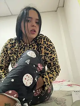 ScarlettG2004 online show from February 6, 3:24 am