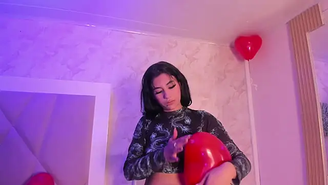 Madhison 5 online show from February 11, 12:38 pm