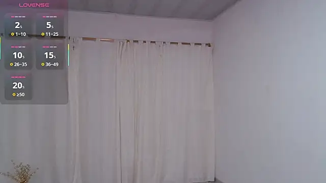 CoralReyes IH online show from November 29, 10:59 am