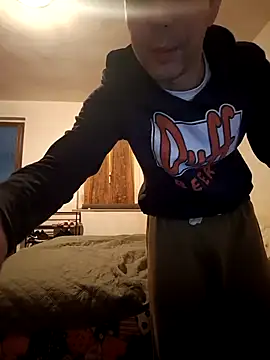 Snapshot of MacabretteAndMalaky chatting on February 17, 4:15 pm MacabretteAndMalaky online show from February 17, 4:15 pm