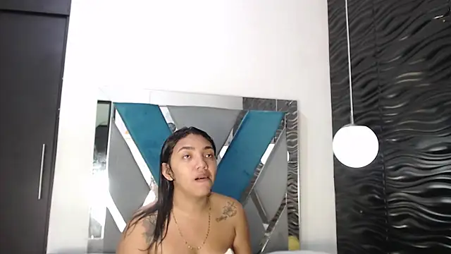 Naty And Maxx online show from December 1, 7:26 pm