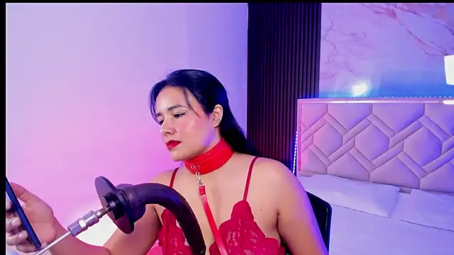 Lalalemoonds online show from November 30, 1:45 pm