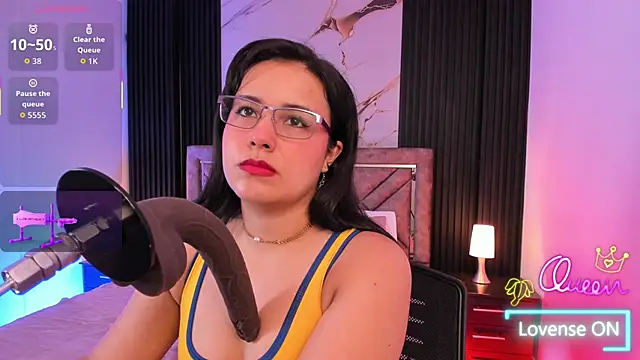 Lalalemoonds online show from June 17, 1:54 pm