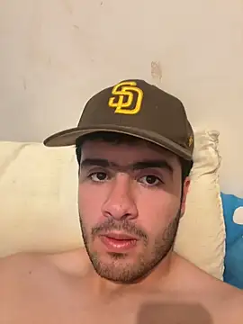 Snapshot of Leoncitooo987 chatting on November 27, 9:59 pm Leoncitooo987 online show from November 27, 9:59 pm