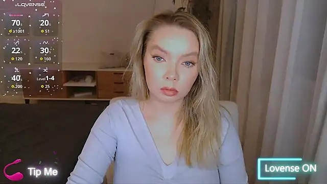 PolinaXXXXJones online show from February 9, 6:39 pm