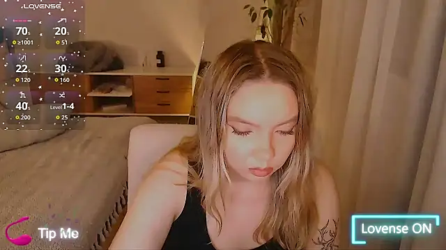 PolinaXXXXJones online show from February 12, 7:35 pm